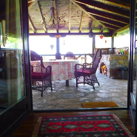 Holiday home Bas U Inat Babarogama