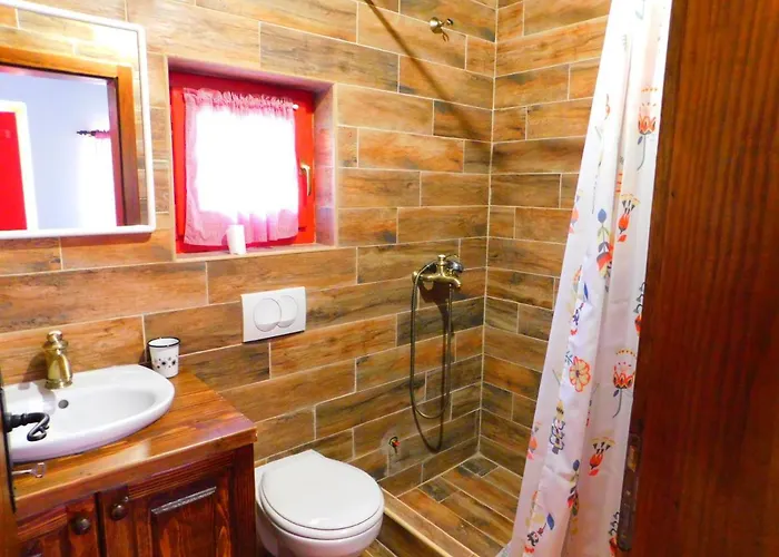 Bas U Inat Babarogama Hébergement de vacances